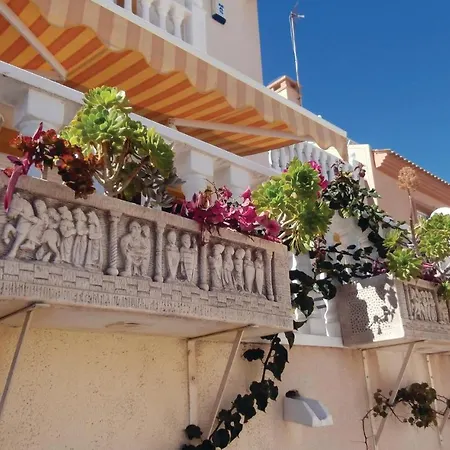Lovely In Orihuela Costa With Kitchen בית נופש